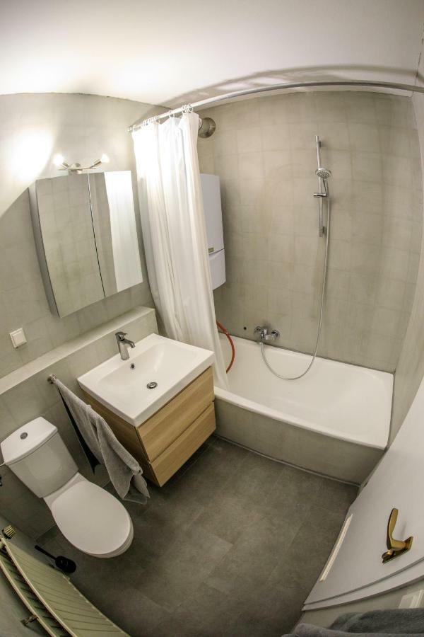 Studio Apartment - Terrace, Private Parking Place Würzburg Eksteriør bilde